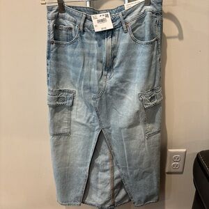 American Eagle Outfitters Light Wash Cargo Skirt